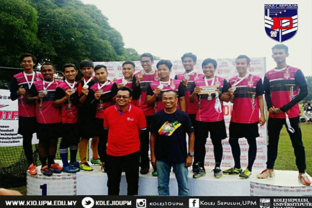 Harimau Sepuluh Naib Juara Alumni Cup 2016